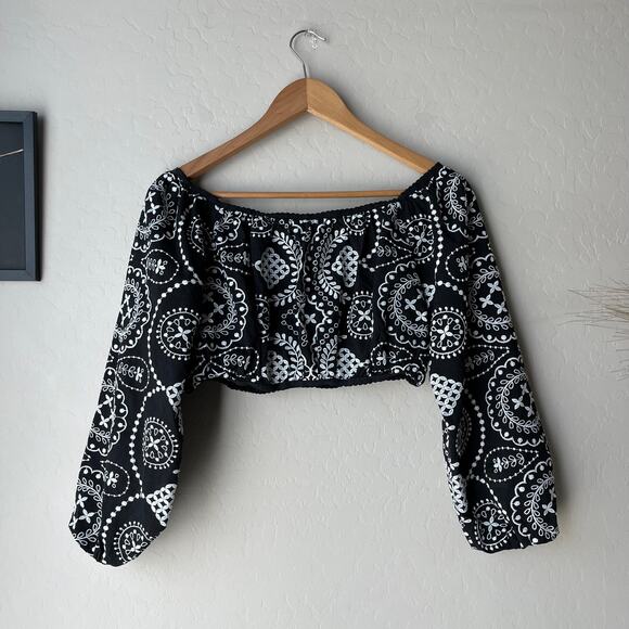Alice McCall Top Anywhere Black White Embroidered Off the Shoulder Crop Top Sz 6 - Picture 6 of 8